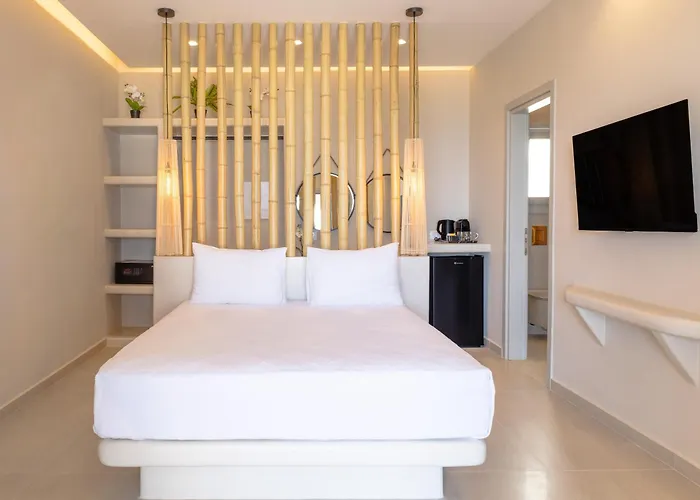 Evmaria 3* Fira (Santorini)