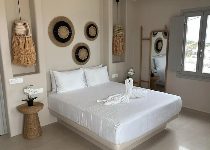 Evmaria 3* Fira (Santorini)